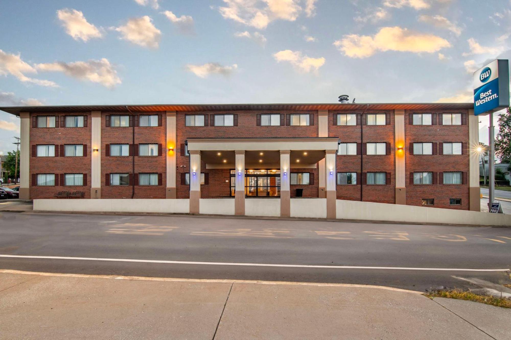 Best Western On the River Hannibal Exterior foto